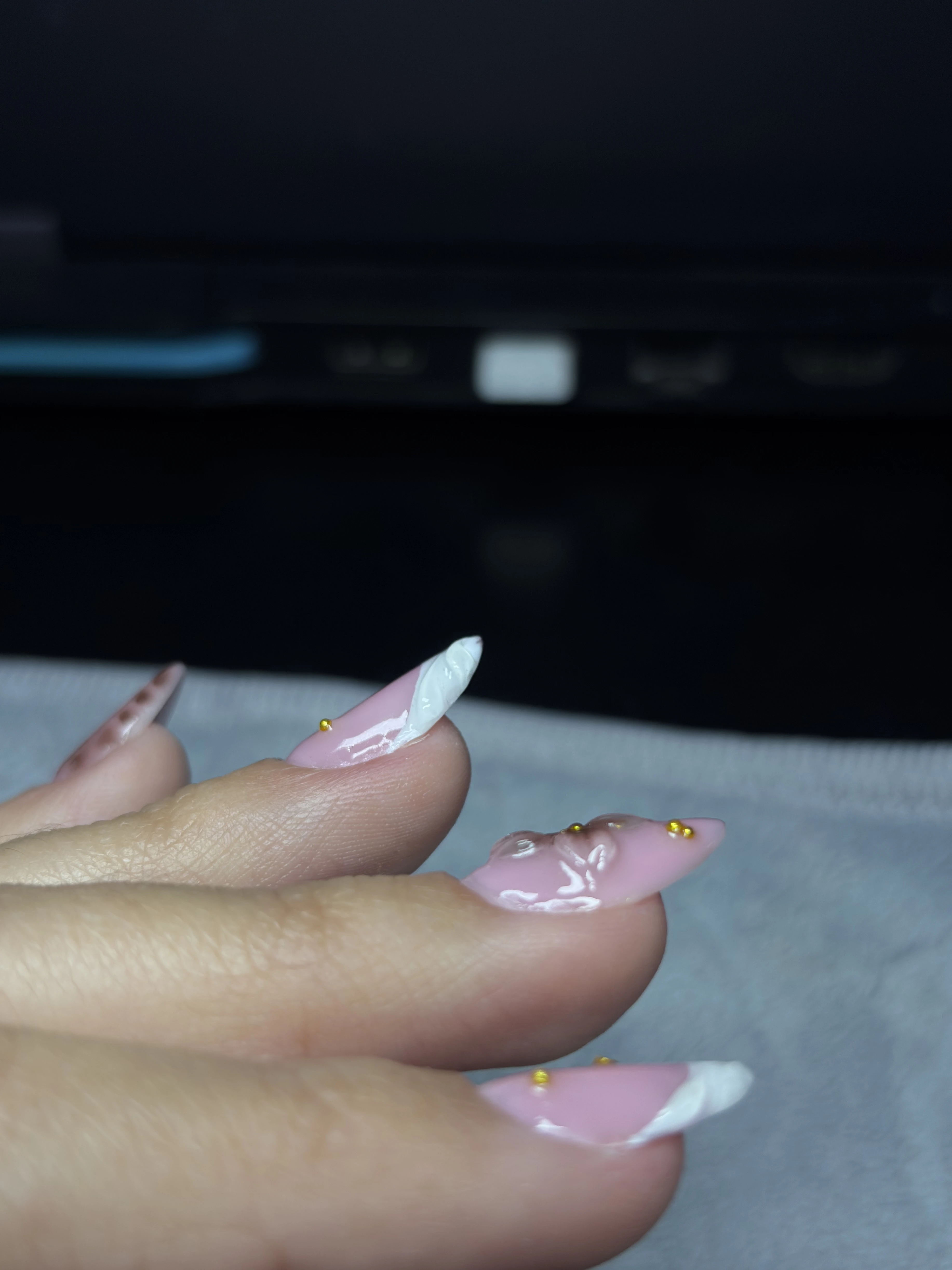 Unhas feitas