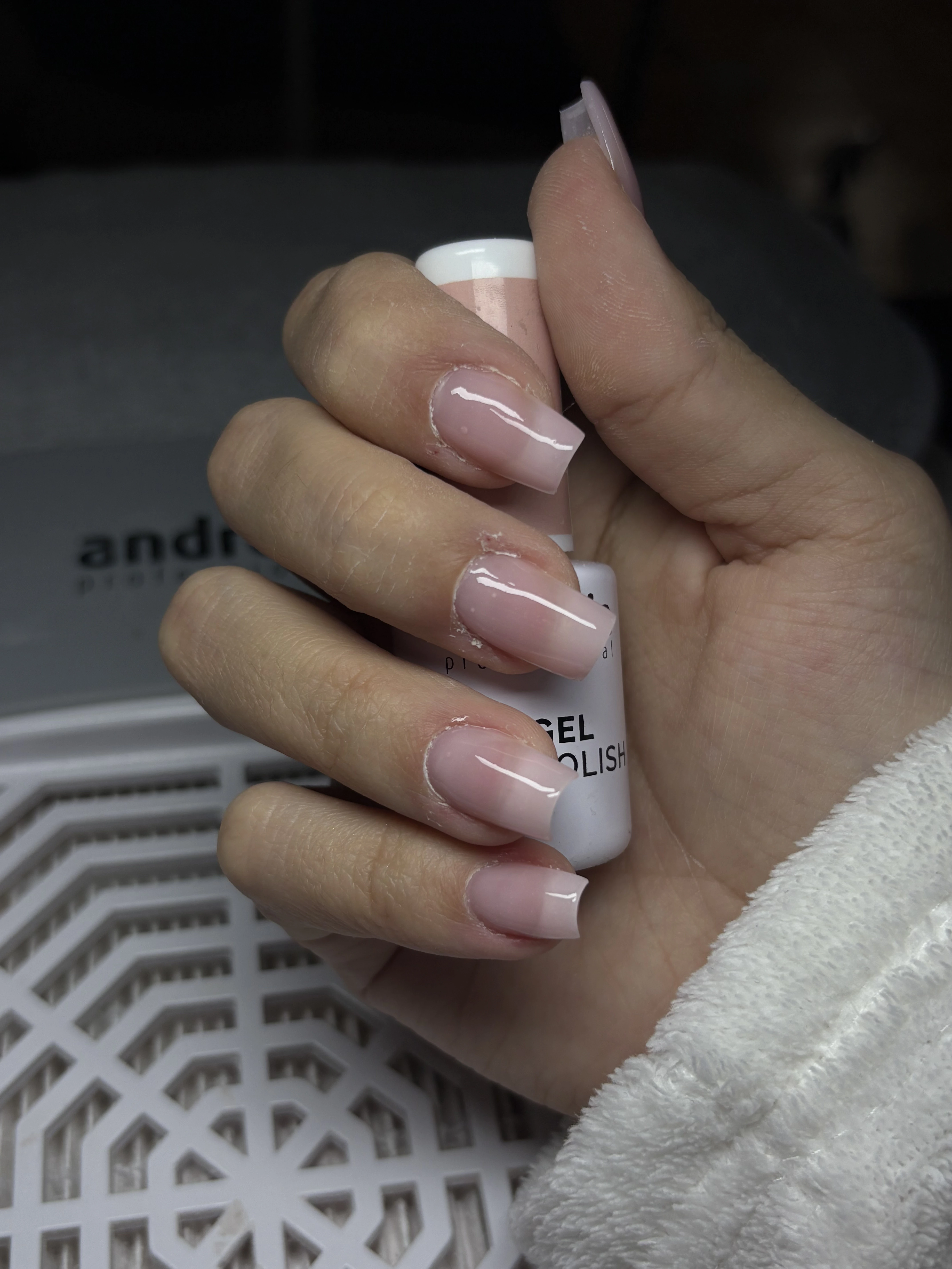 Unhas feitas